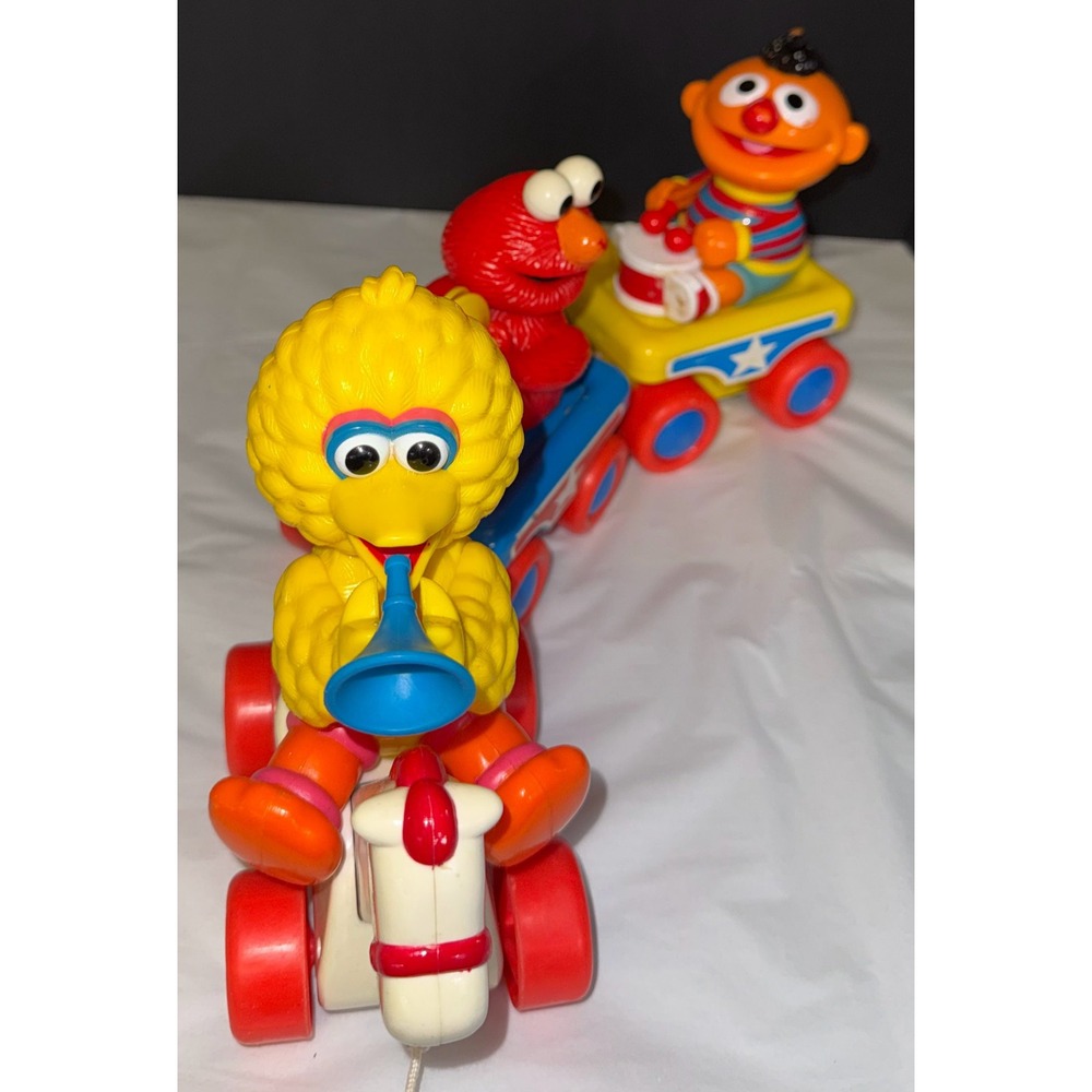 Sesame Street Tyco Musical Pull Toy Train Kids Unisex OS Multicolor Vintage 1992 - Picture 2 of 9
